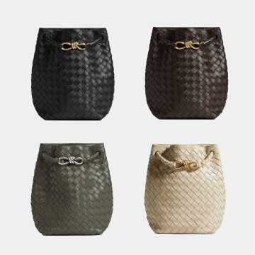[Bottega Veneta] 보테가 베네타 스몰 안디아모 버킷 백
